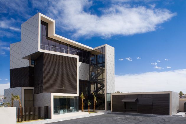 Darcons Headquarters Building – Chihuahua, Mexico | AEWORLDMAP.COM ...