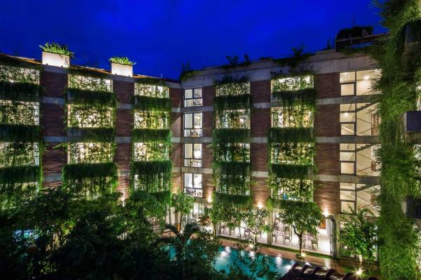 TCT-Issue-19-Res-Your-Head-ATLAS-HOTEL-Hoi-An