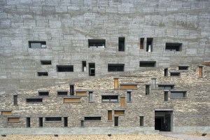wang-shu-lu-wenyu-ningbo-history-museum-_dezeen_3408_1-1